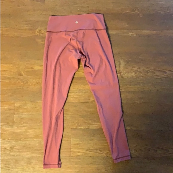 lululemon athletica Pants - Lululemon Wunder Under leggings